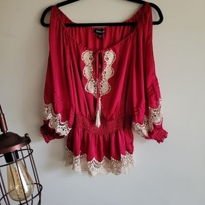 BEBE !! Boho top 🌺💋Rare!!